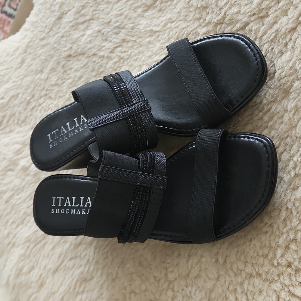 Gorgeous NWOT Black Dress Wedge Sandals From Italy 🇮🇹 🖤👗